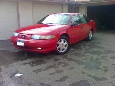 1993 Ford Taurus photo