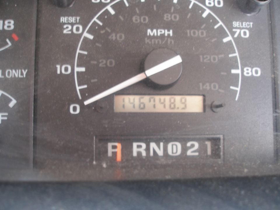Dashboard gauges with odometer reading 146748.9 and gear selector R N D 2 1