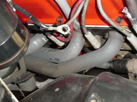 1987 Ford Bronco - my perdy headers, i give myself bonus points for being cheap and having missmatching sparkwires