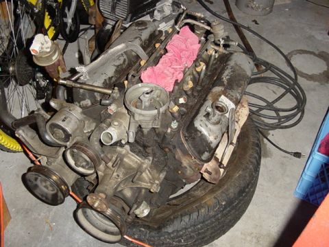 1987 Ford Bronco - 302 EFI, 170,000 miles on it, had a random rocker rattle in back of drivers side head and a clogged oil pump. asking 150$?