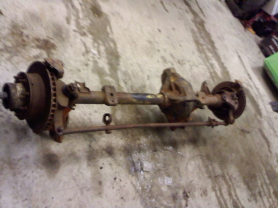 76/77 F250 axle donor