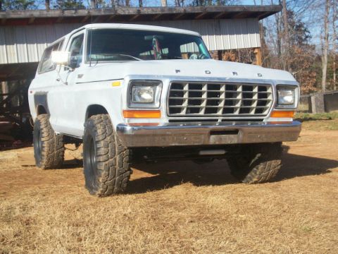 1978 Ford Bronco “hellbetty”