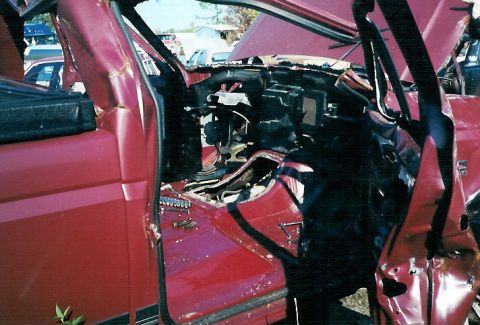 1975 Ford Bronco - What a FIND!!! The bellhousing is shattered & the engine is ripped off its mounts, but after making it run for a minute, it passed a compre…