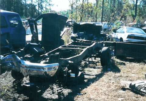 1975 Ford Bronco - We're not QUITE finished... Both axles are going, as are the coil towers & that gas tank on the ground. [url=https://www.supermotors.net/re…