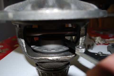 1996 Ford Bronco - Differential carrier and bearing assembly, possibly for a Ford Bronco.