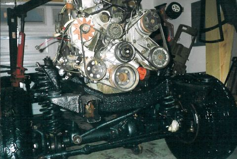 1975 Ford Bronco - It's looking good, except the height of the intake plenum.