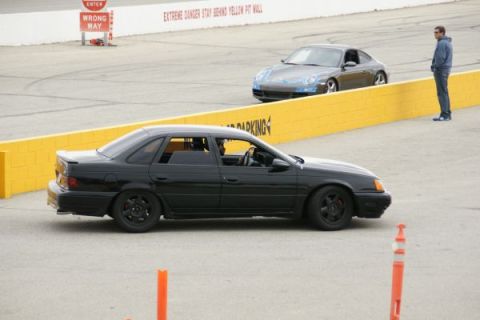1991 Ford Taurus photo