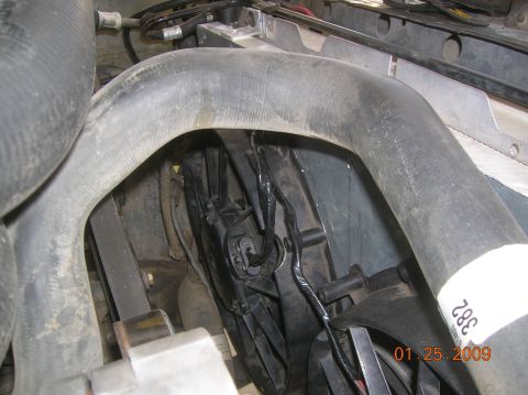 1985 Ford Bronco - electric fans