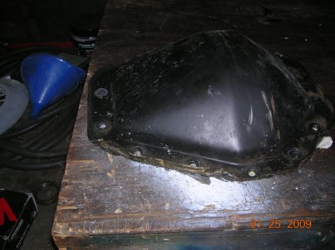 1985 Ford Bronco - factory 14 bolt cover