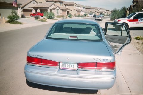 1997 Ford Crown Victoria photo