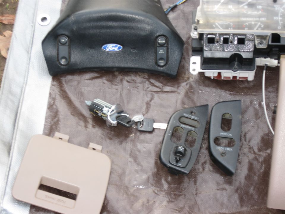steering wheel, cluster