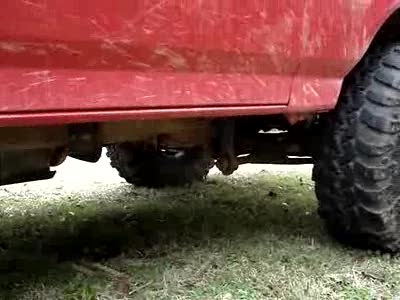 1996 Ford Bronco - at idle