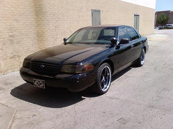 2000 Ford Crown Victoria
