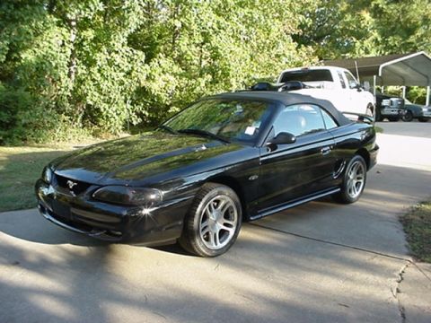 1996 Ford Mustang photo