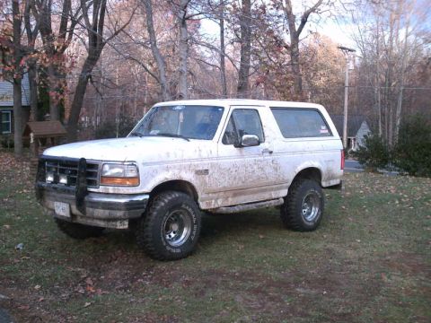 1993 Ford Bronco photo