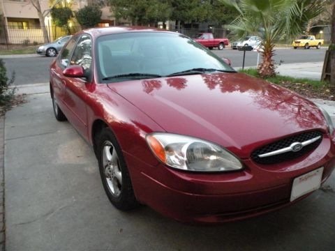 2001 Ford Taurus photo