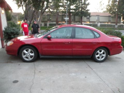 2001 Ford Taurus photo