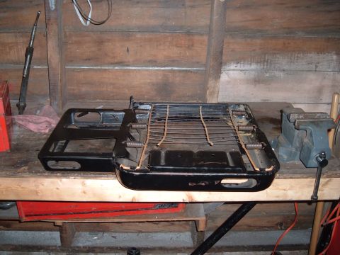 1990 Ford Ranger - lower drivers seat