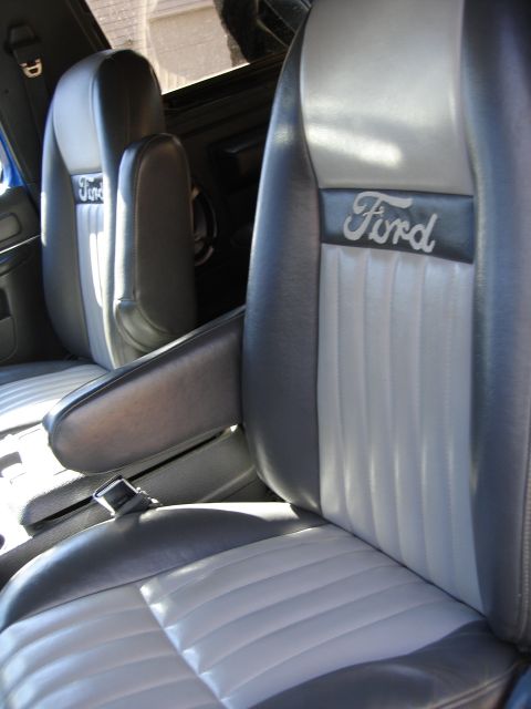 1989 Ford Bronco - Custom Upholstered Seats