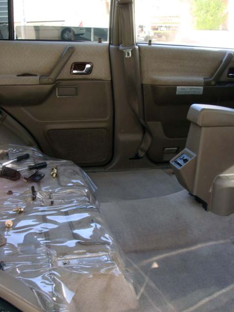 2000 Mitsubishi Montero “P”