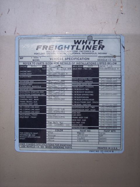 1981 Kenworth W900A - Vehicle specification sticker from a White Freightliner, listing various components and their part numbers.