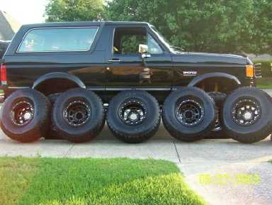 1990 Ford Bronco “Bad Boy”