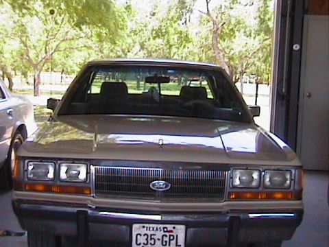 1989 Ford LTD Crown Victoria photo