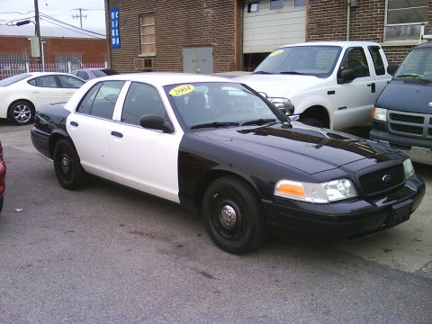 2004 Ford Crown Victoria