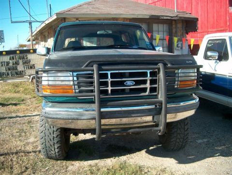 1996 Ford Bronco photo