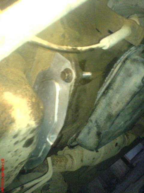 1992 Ford Crown Victoria - the plate cover with 2 bolts
