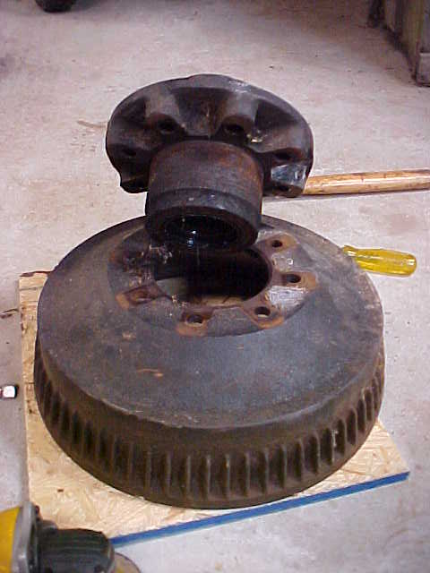 1975 Chevrolet Blazer - hub seperated from drum