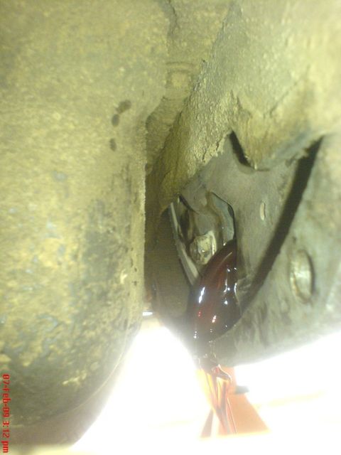 1992 Ford Crown Victoria - fun.i found and removed the drain bolt on the converter