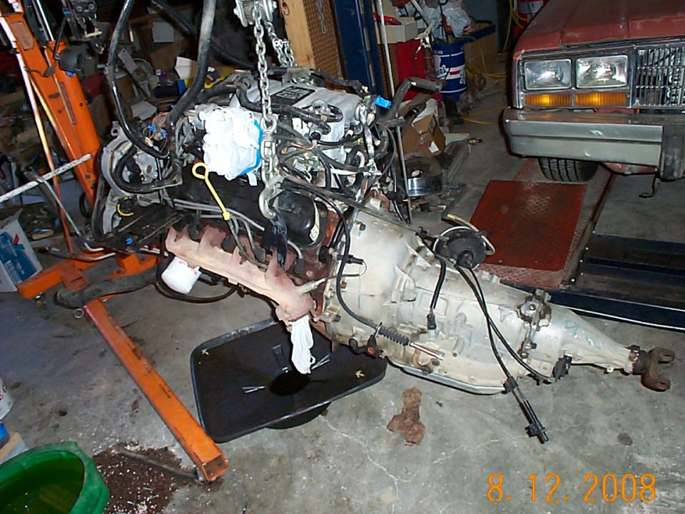 this is what going in it. the 5.0 and AOD only has less than 73,000 miles from factory 1987  crown vic