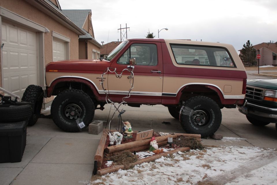 my 35x12.50x15 yokohoma mt  mud tires mocked up