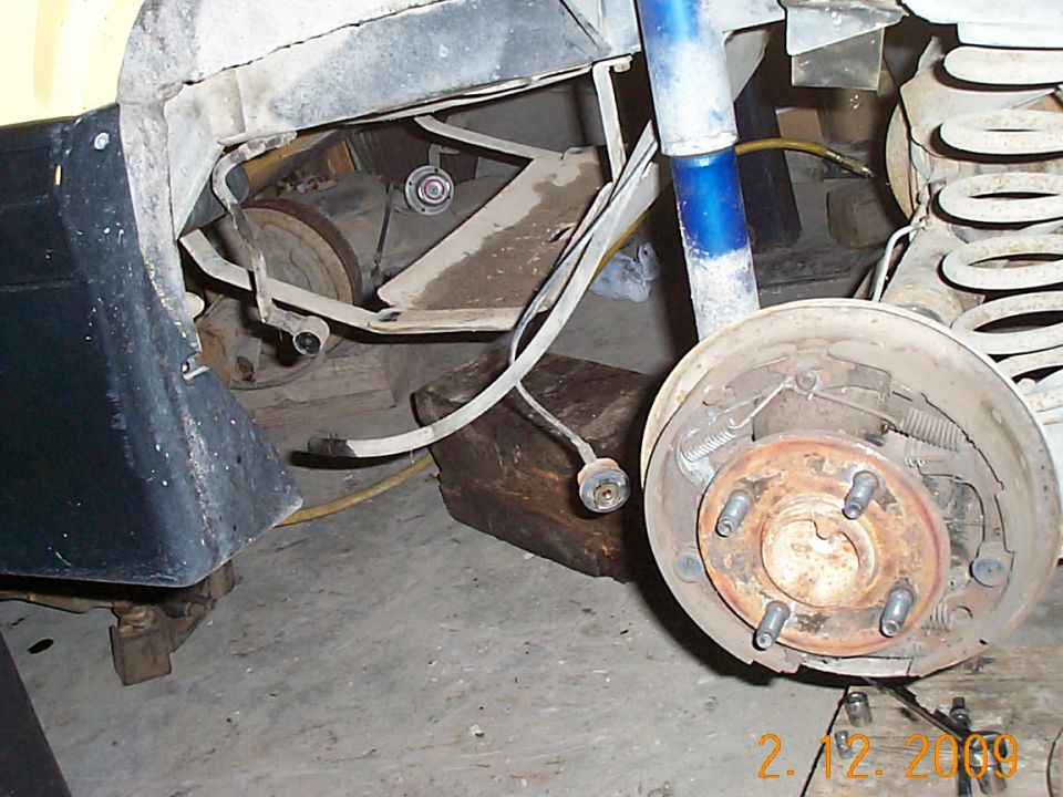 this is after i pulled the old gas tank.flush the fuel line. install factory rear sway bar but still had the 1982 7.5 2.45 open rear end in.