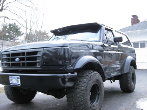 1995 Ford Bronco photo