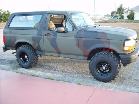 1993 Ford Bronco photo