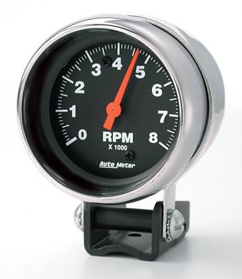 1972 Plymouth Valiant - Close-up of an Auto Meter tachometer gauge, showing RPM readings up to 8000.
