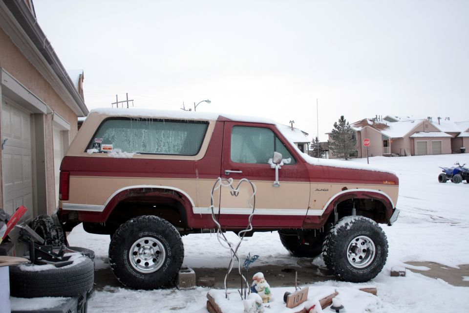 tires mounted up on 15x10 wheels. I think it raised the truck another 2 or 3 inches over the 31's