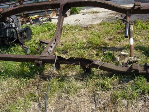 1992 Ford Bronco - bad rust!