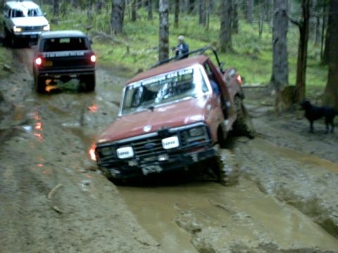 1995 Ford Bronco - Kurt showin off