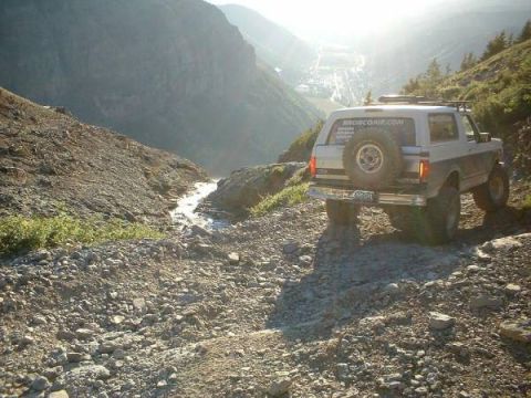 1993 Ford Bronco - The beginning of the decent into Telluride. This area is called the stair steps.