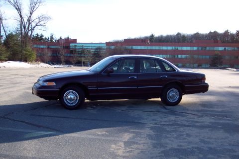 2001 Ford Crown Victoria