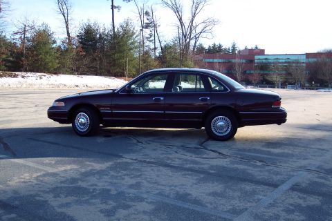 2001 Ford Crown Victoria