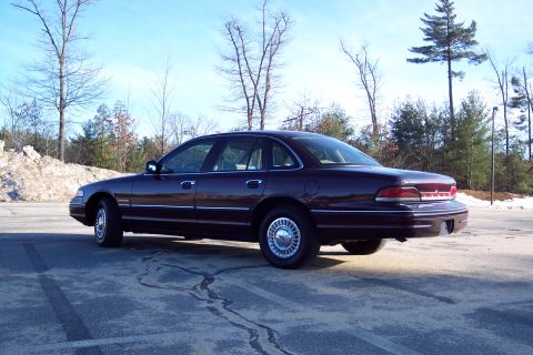 2001 Ford Crown Victoria