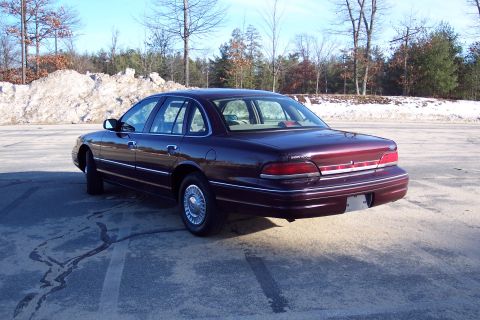 2001 Ford Crown Victoria