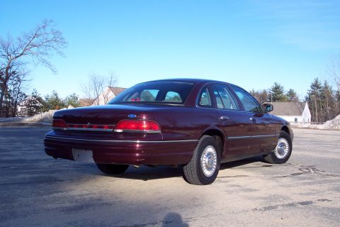 2001 Ford Crown Victoria