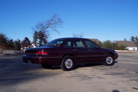 2001 Ford Crown Victoria