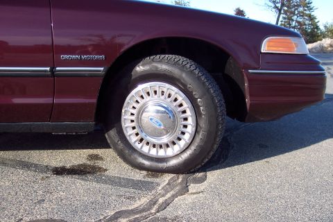 2001 Ford Crown Victoria