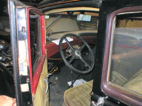 1983 Ford Bronco - Only the fenders have been oversprayed. The rest is totally original.